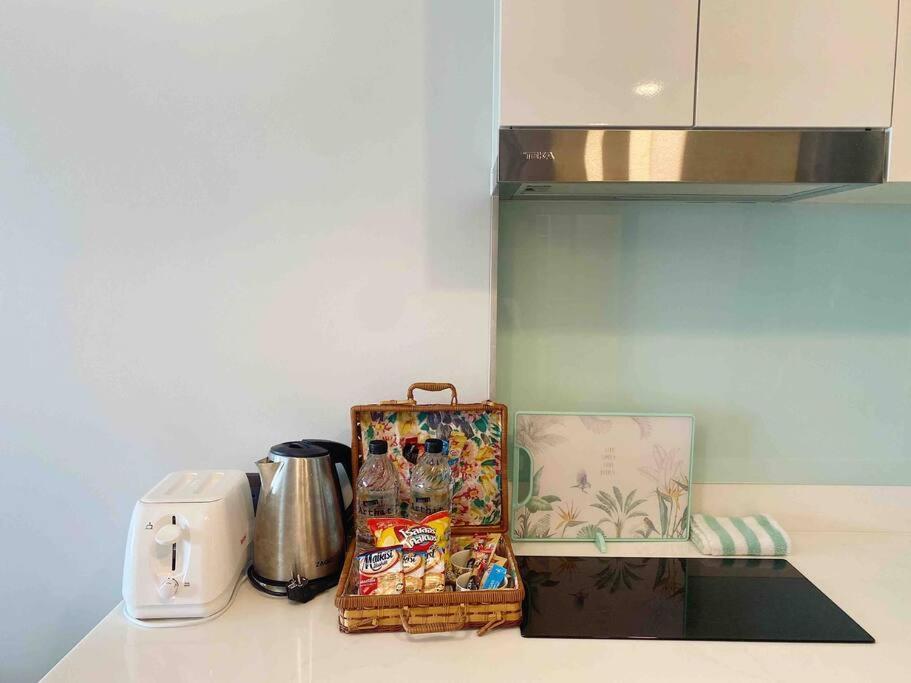 New & Cozy 2 Bedroom @ The Astra Sky River Chiang Mai Bagian luar foto